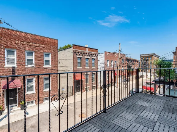 26-19 14th Place image 26 of 33