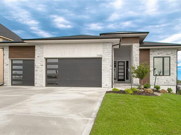 17056 W 172nd Ter, Olathe, KS 66062