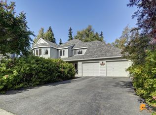 6710 Lawlor Cir, Anchorage, AK 99502