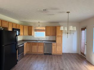 2306 Hazelnut Dr, Fairborn, OH 45324