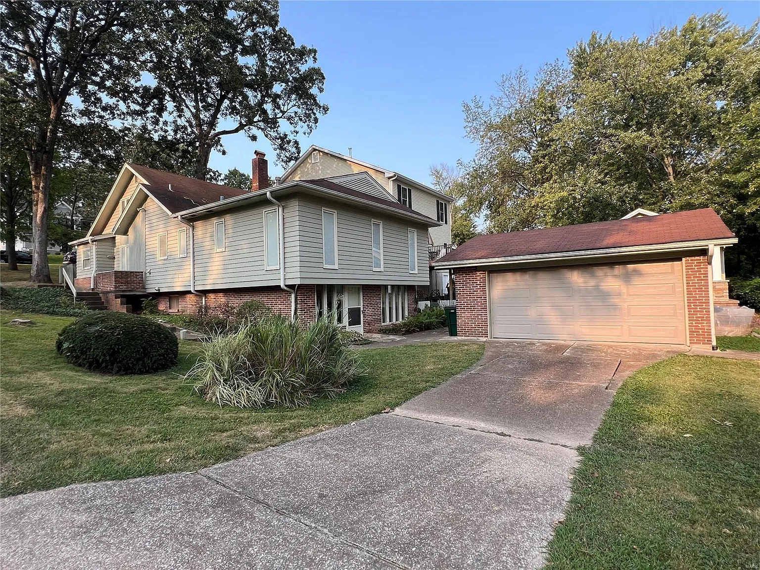 37 Saint George Pl photo 1