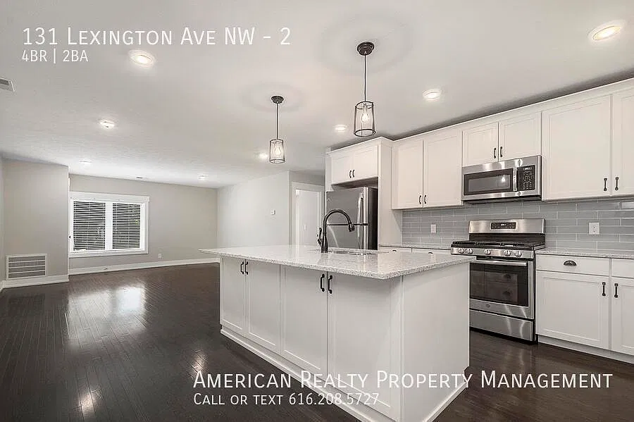 4 bed, 1136 sqft, $2,450 — Photo 4
