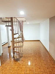 Rented by Dyer Estate Mgmt