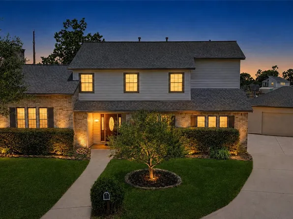 19923 January Dr, Humble, TX 77346
