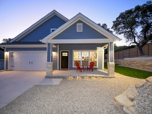 1135 Fairway Dr, Canyon Lake, TX 78133