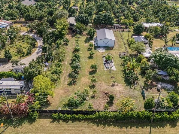 18240 SW 264th St, Homestead, FL 33031