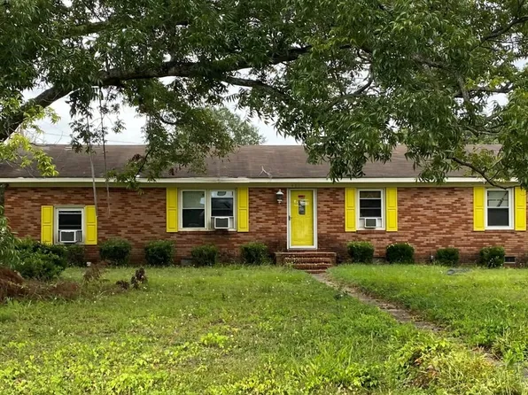 4801 Salix Dr, Wilmington, NC 28412