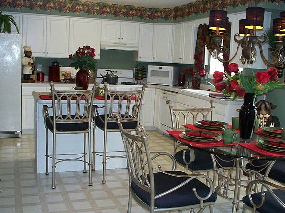Kitchen & Breakfest