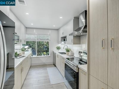 617 Terra California Dr APT 5, Walnut Creek, CA, 94595
