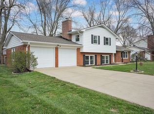 3520 Lantern Ln, Columbus, IN 47203
