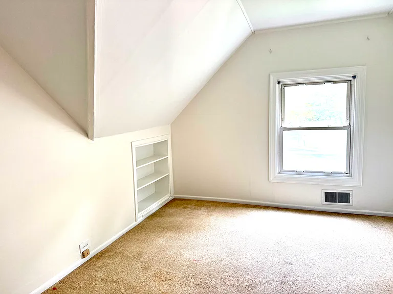 1006 N Dryden Ave — Photo 37
