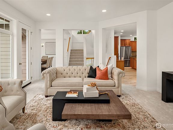 4th image of 917 Bear Ridge Court NW