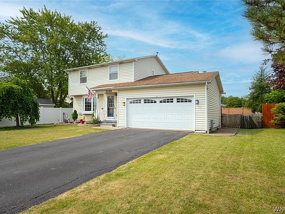 3rd image of 2148 Hobblebush Ln