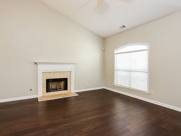 3rd image of 888 Summit Park Trl