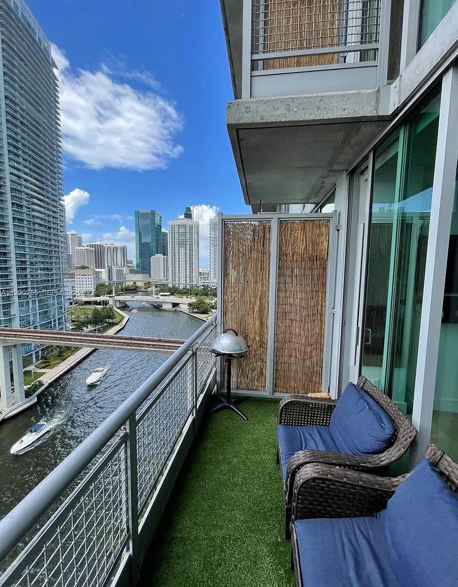 1 bed, 1.5 bath, 795 sqft, $2,800 — Photo 3