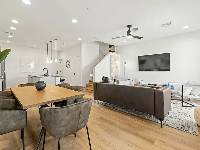 Canopy at The Trails Townhomes — Photo 9