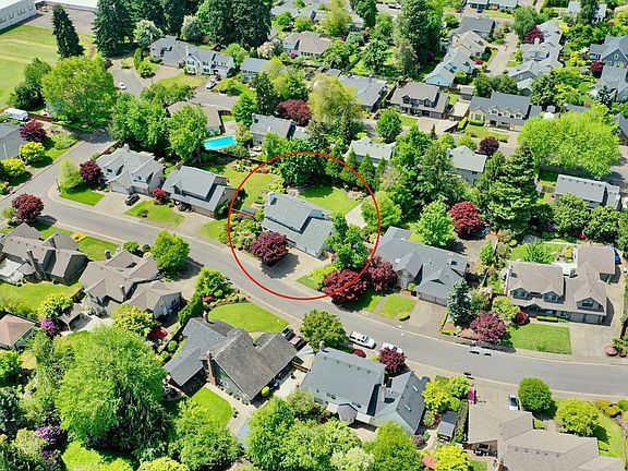 5th image of 1364 Victorian Way