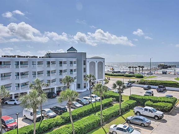 2nd image of 6102 Seawall Blvd #373