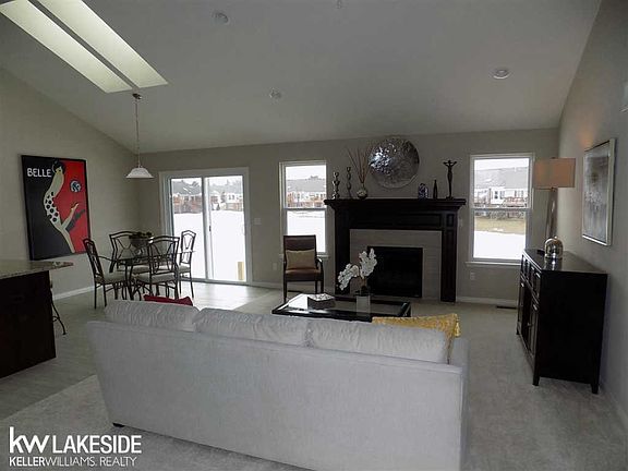 4th image of 49334 Pond Place Dr Unit 166