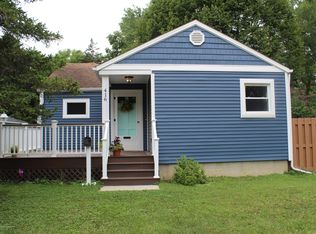 416 Fulton St, Williamston, MI