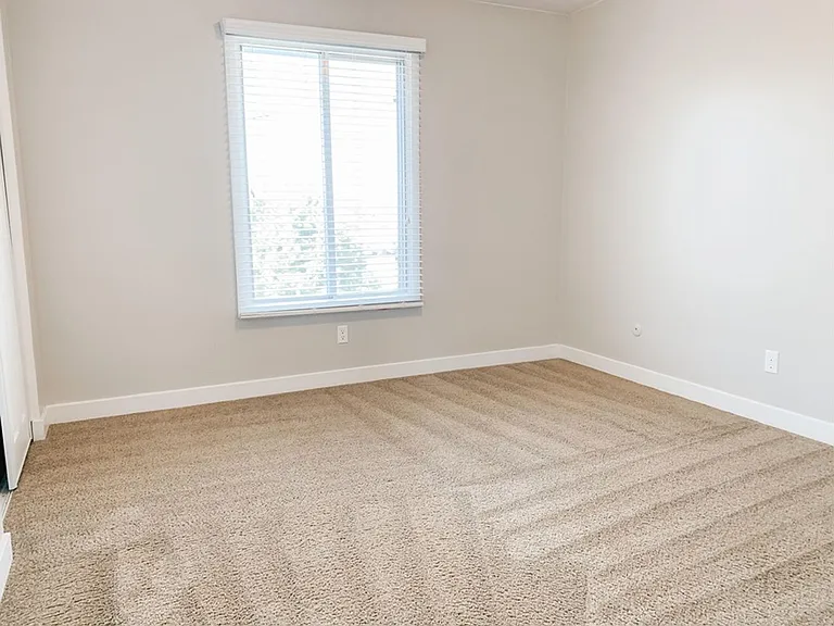 Apartments at Decker Lake Your Everyday Retreat — Photo 21