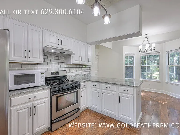 5888 Woodlands Ave — Photo 52