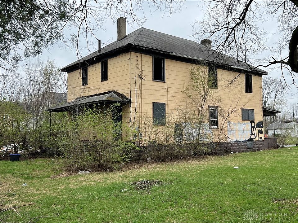 1st image of 1318 & 1320 Swisher Ave