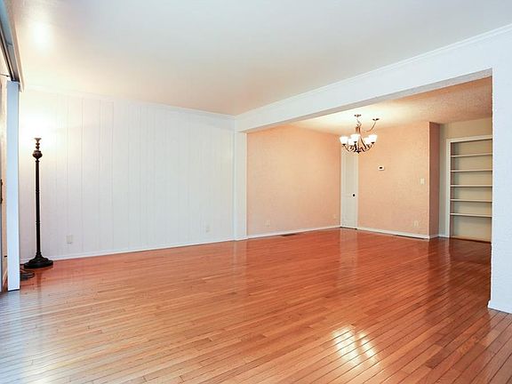 5th image of 22 Heritage Dr APT K