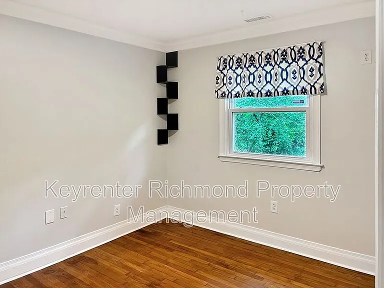 5112 Bethlehem Rd — Photo 10