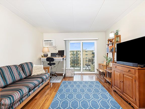 5th image of 300 Circle Ave APT 5H