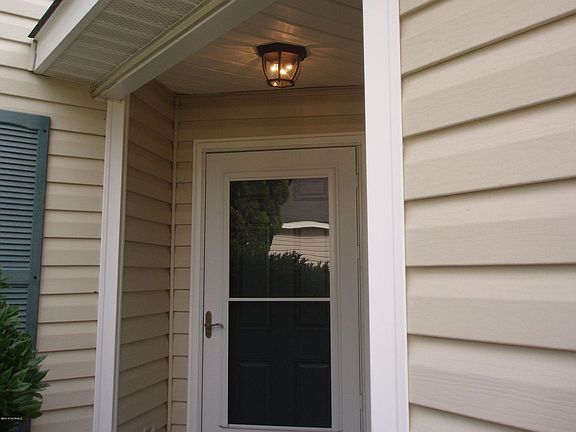 3rd image of 1201 Saint Charles Cir