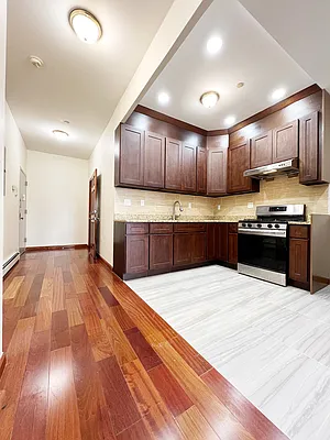 Rented by E House Realty & Management Inc. | media 14