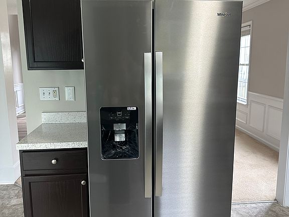 5th image of 10 Sandy Bluff Ct