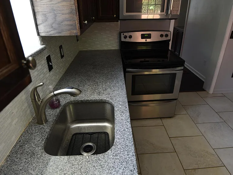 1207 Keller Ave — Photo 14