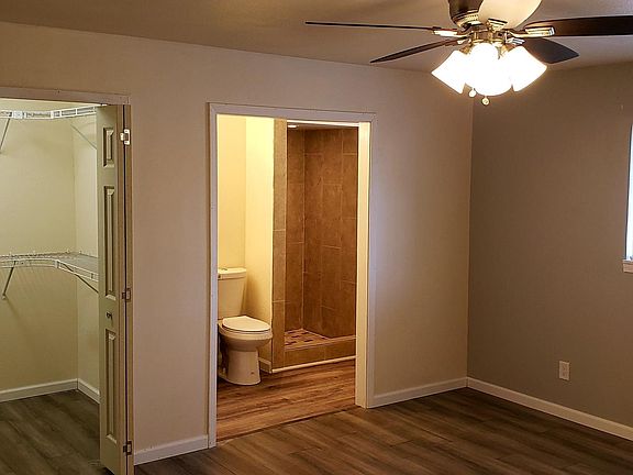 2nd image of 2025 Thomas Dr