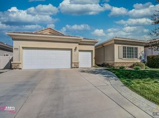 13806 Park Palisades Dr, Bakersfield, CA 93306