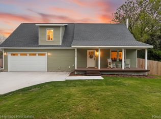 5835 Warner Rd, Fowlerville, MI 48836