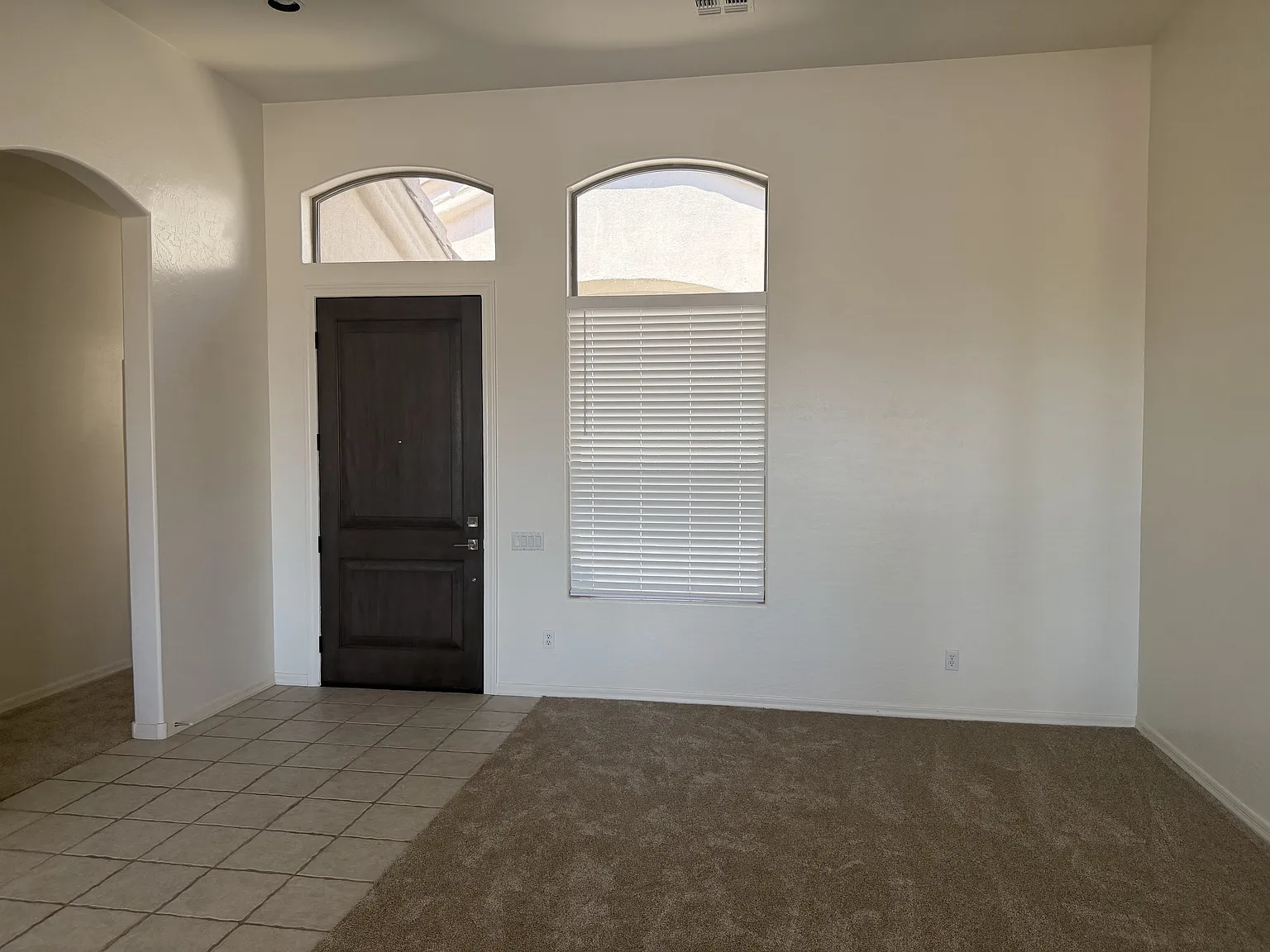 4 bed, 3.5 bath, 2766 sqft, $2,695 — Photo 3