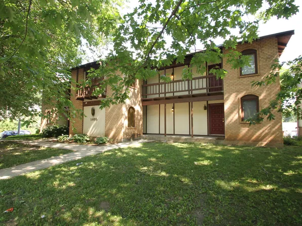 1602 E State St, Rockford, IL 61104