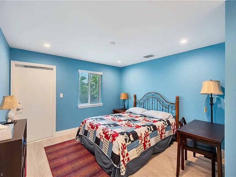 1065 Gulf Shore Blvd N #201 — Photo 17