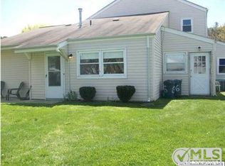 26 Gibraltar Ct, Barnegat, NJ 08005