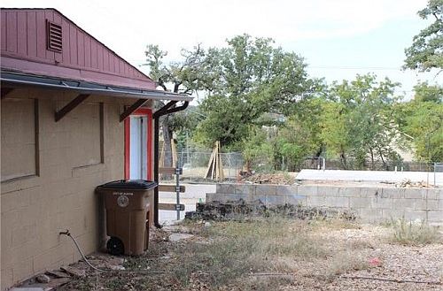 5th image of 2100 Rosewood Ave