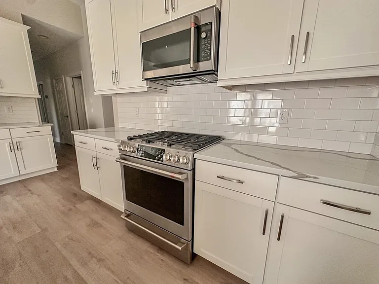 12488 Oak Hill Way — Photo 7