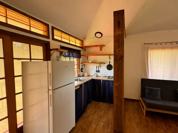 (undisclosed Address), Keaau, HI 96749