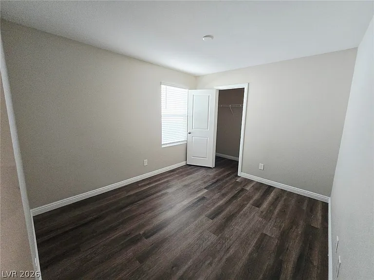 8047 Cavazzo Ave — Photo 14