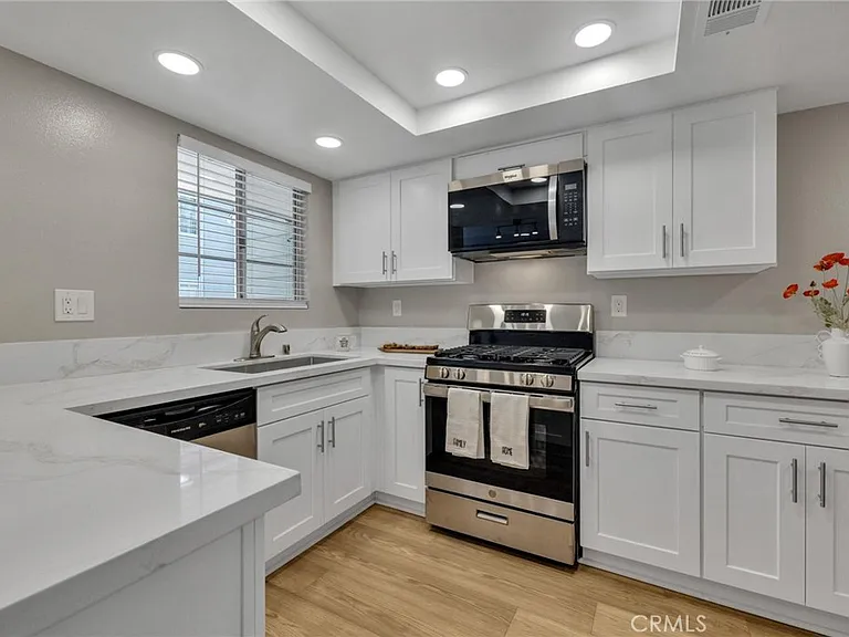 2390 W Orangethorpe Ave #10 — Photo 4