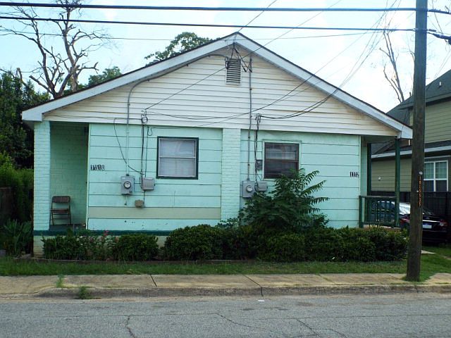 2nd image of 1110 Florence St