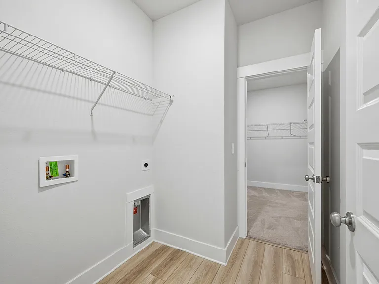 209 Camellia Dr — Photo 14