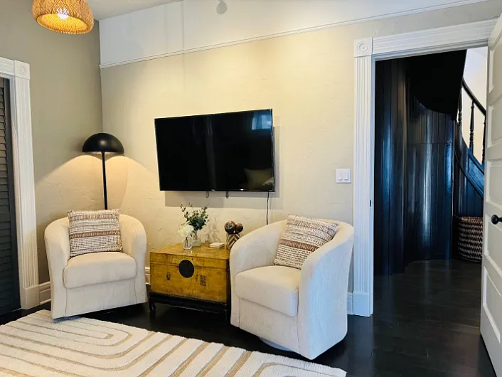 1323 Anacapa St — Photo 10