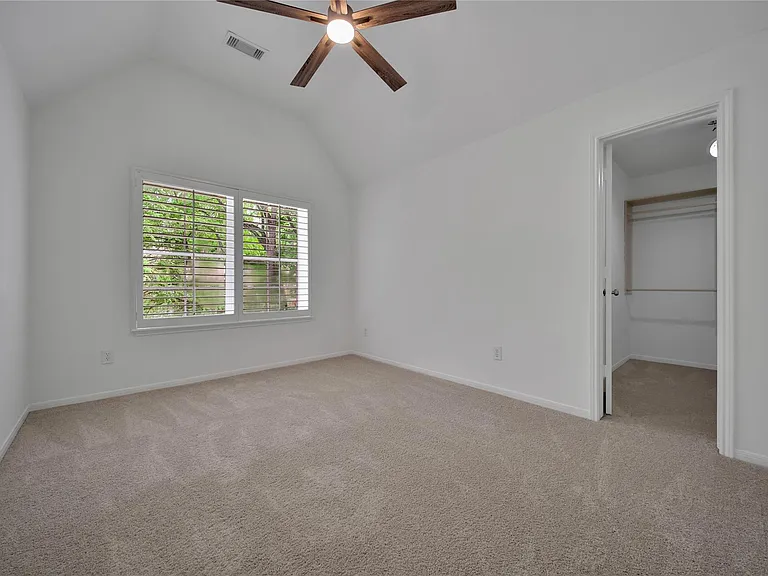 7 Churchdale Pl — Photo 37